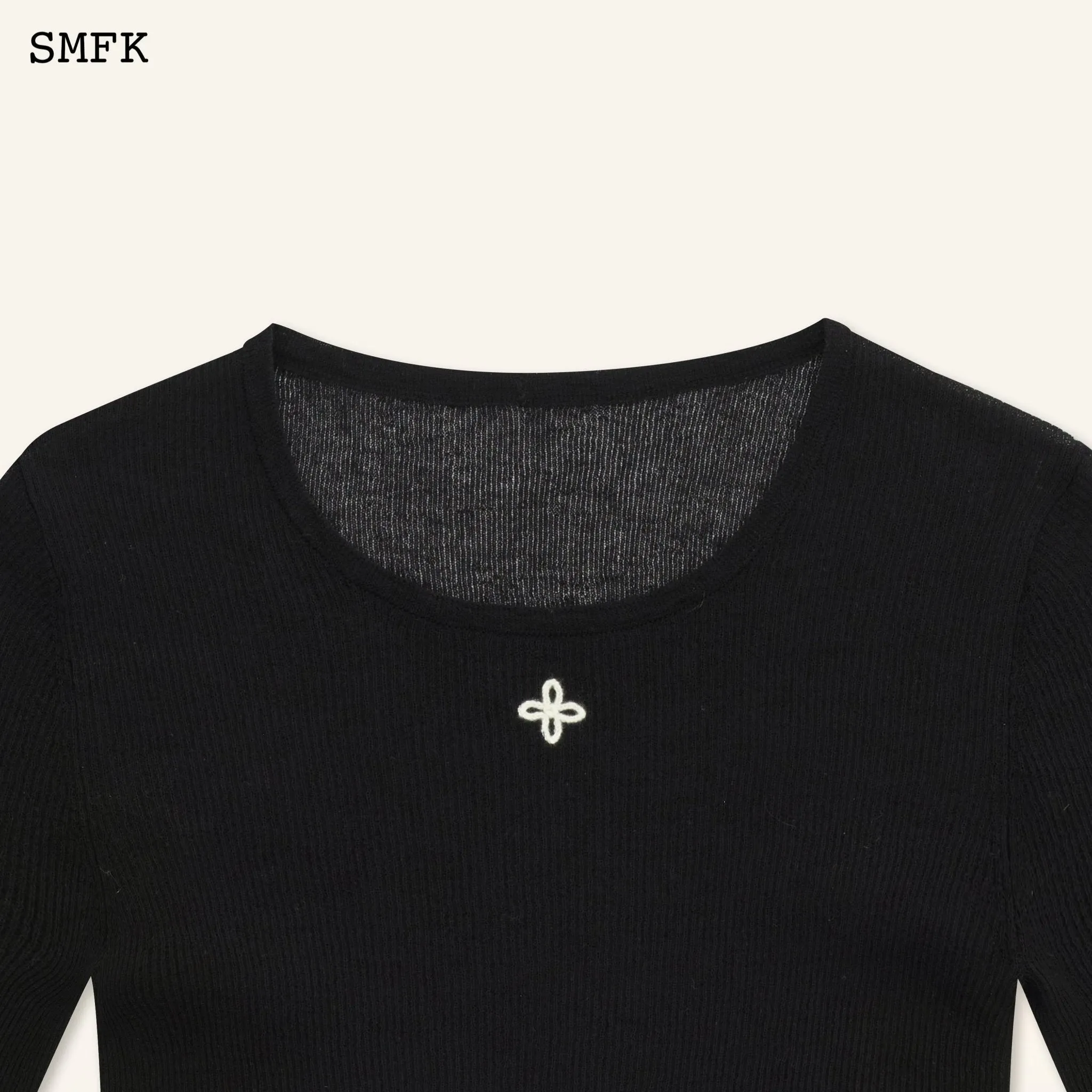 Compass Cross Classic Black Knitted Sweater