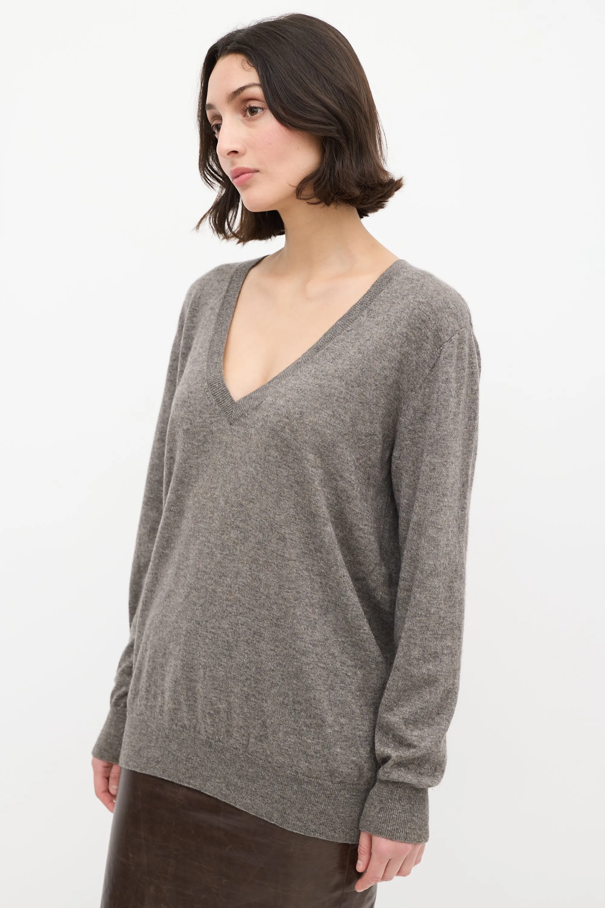 Grey Cashmere & Silk V-Neck Sweater