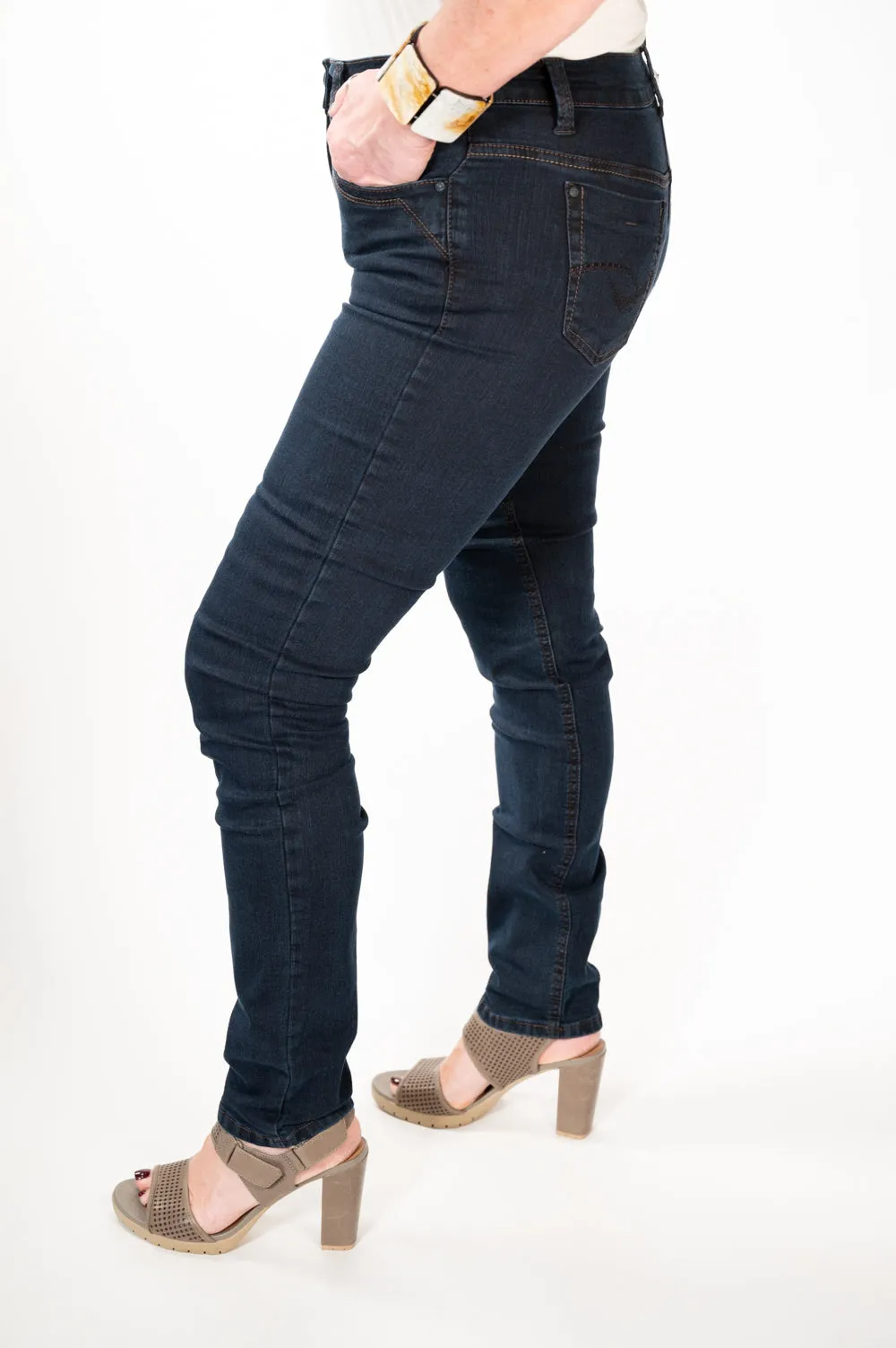 Magic Stretch Slim Fit Jeans (1975) - Dark Navy | Anna Montana