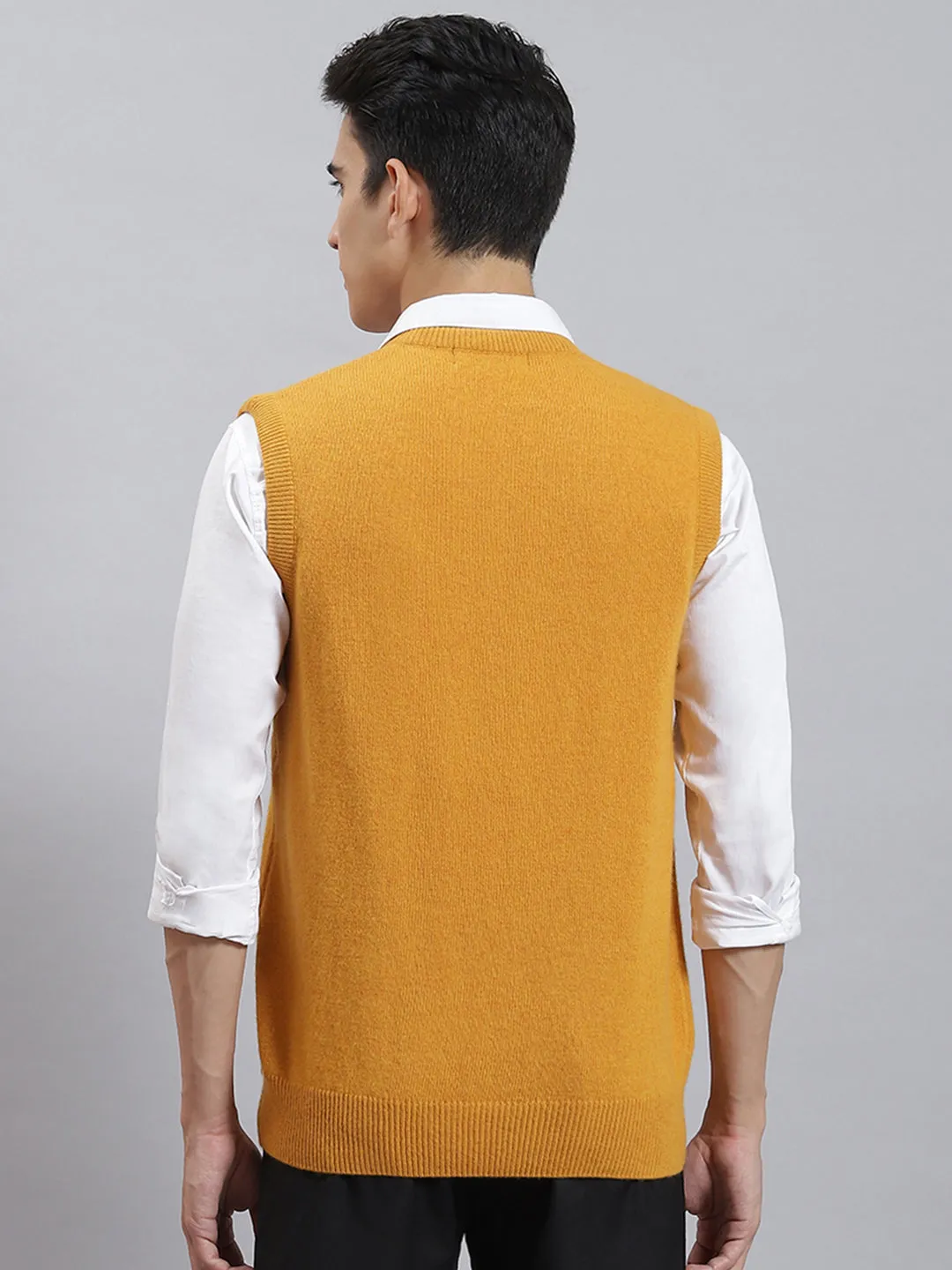 Men Mustard Solid V Neck Sleeveless Sweaters/Pullovers