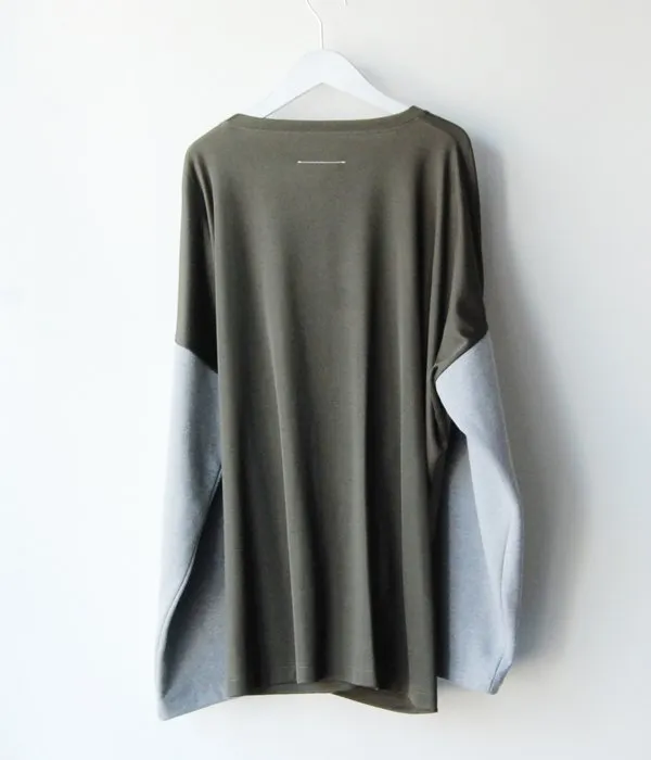 MM6 MAISON MARGIELA/DUAL-FABRIC FITTED BOAT-NECK SWEATSHIRT(KHAKI)