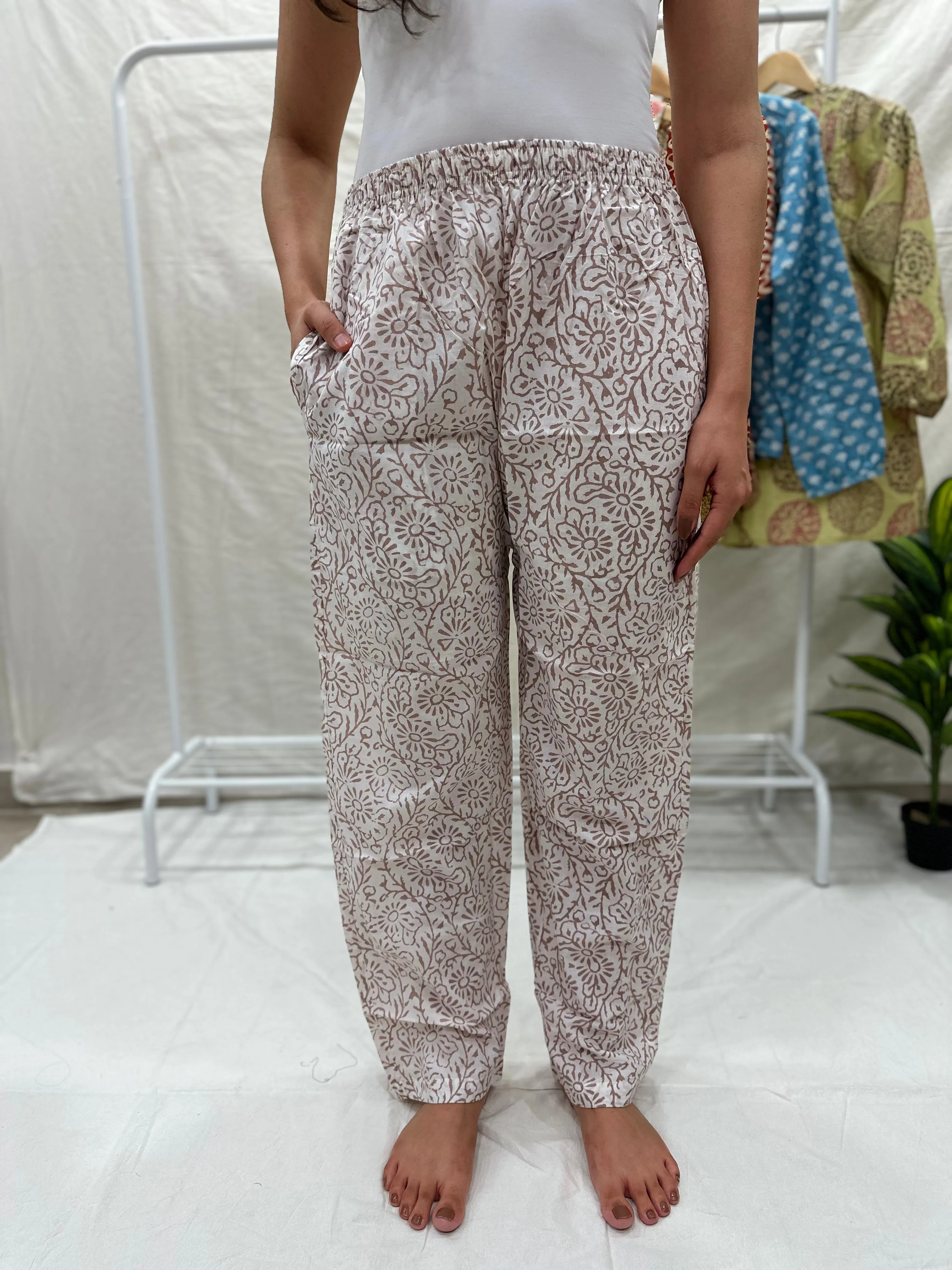 Relaxed Cotton Straight Fit Pants Brown