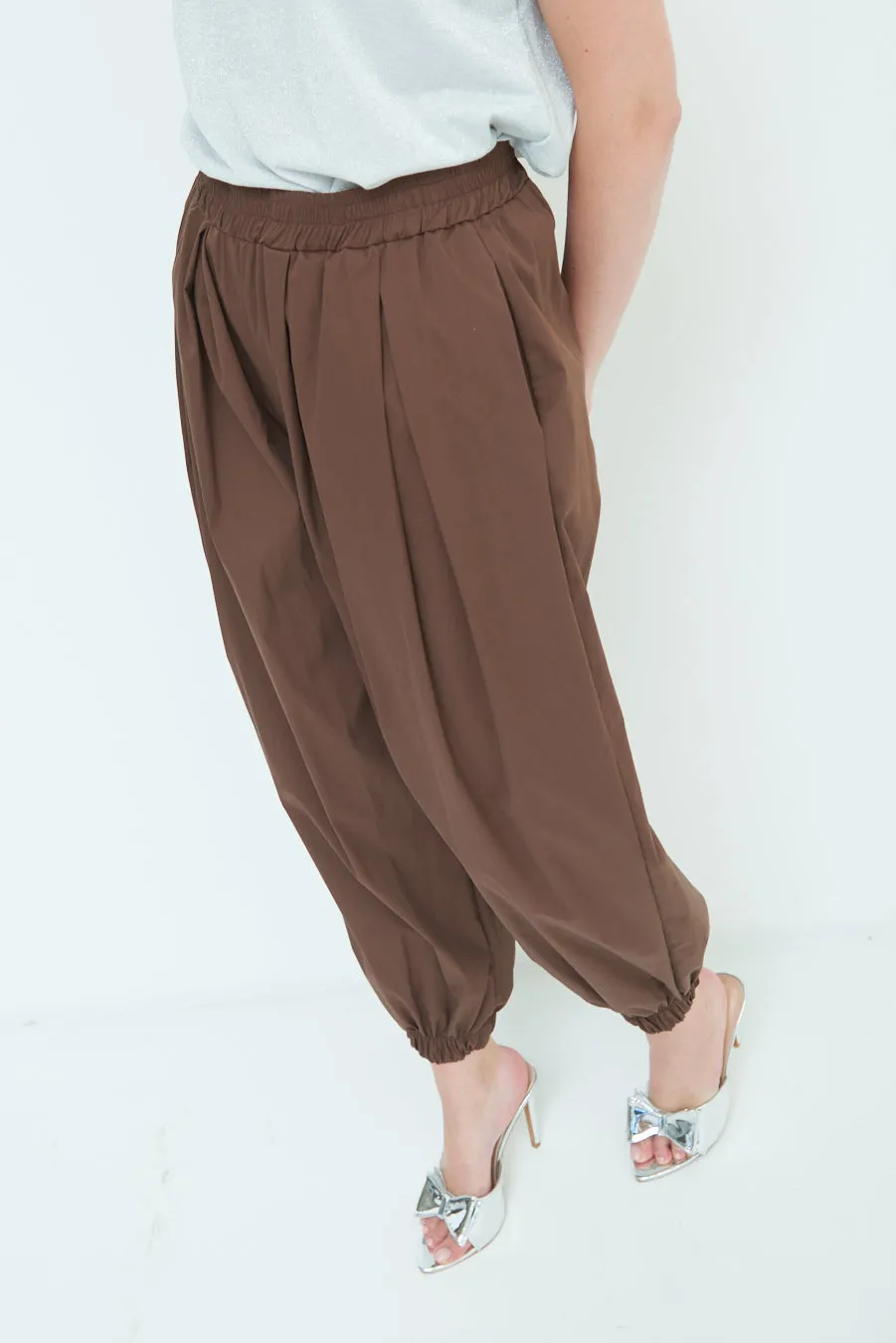 Relaxed fit elasticated cuff pants wholesale