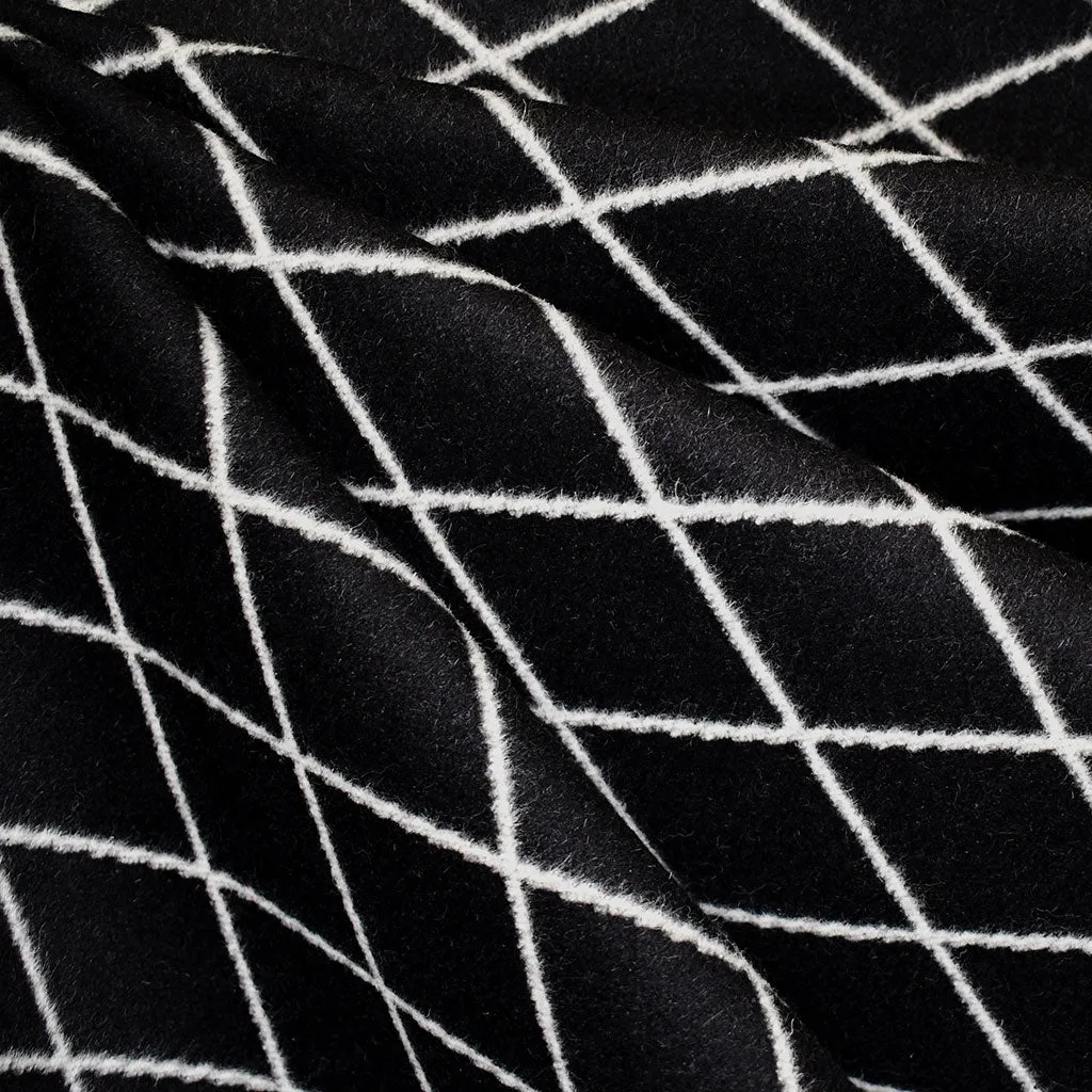Reversible Tudor Diamond Pane Cashmere Blend Coating Black/Vanilla