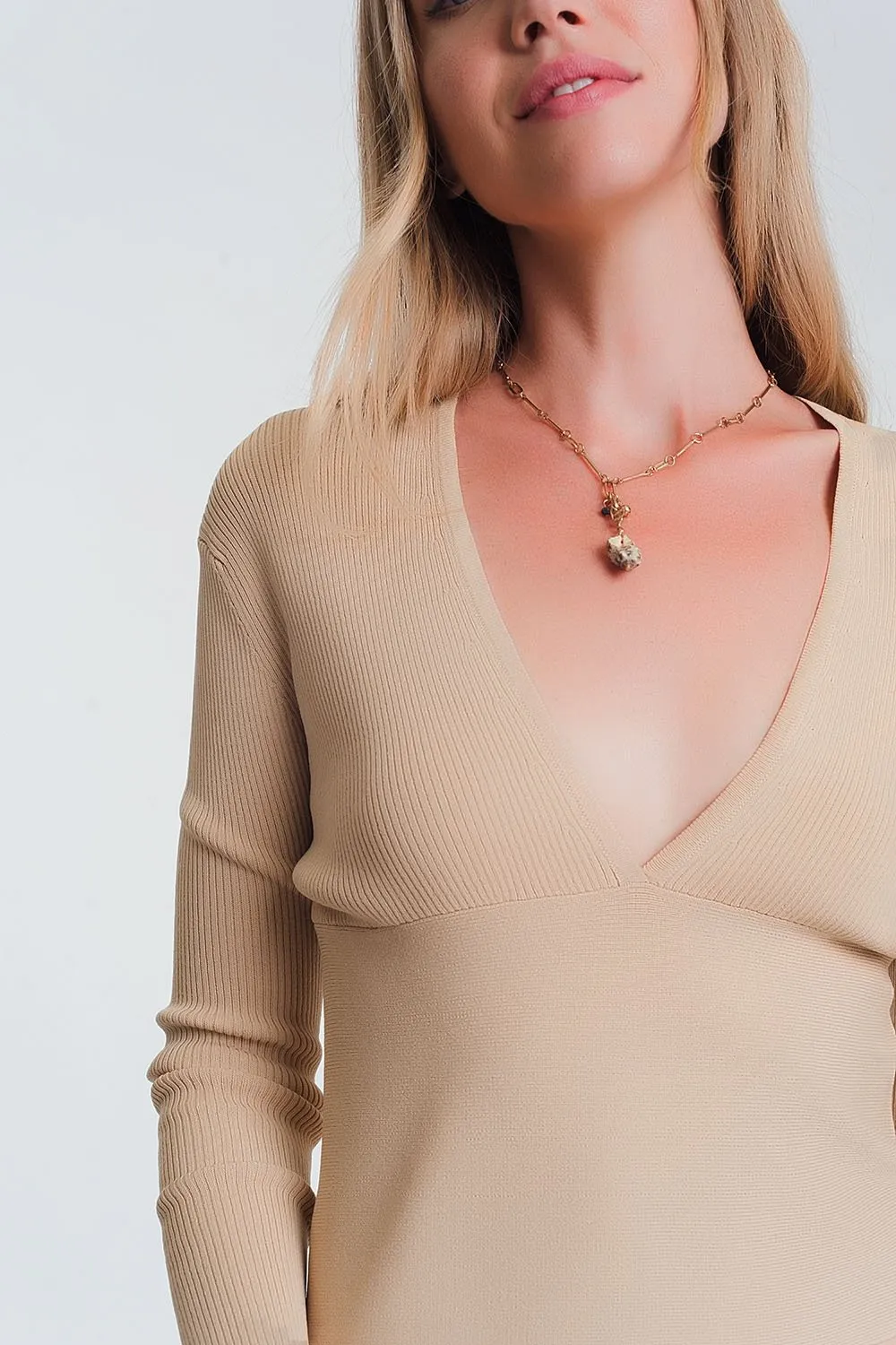 V Neck Ribbed Sweater in Beige